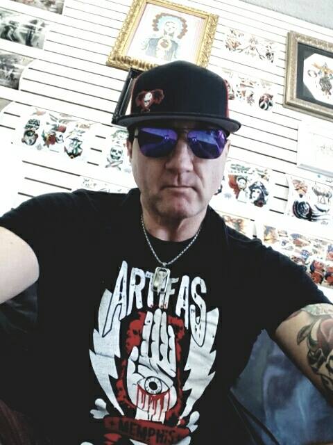 Header-KellyBurdge-ArtifasShirt