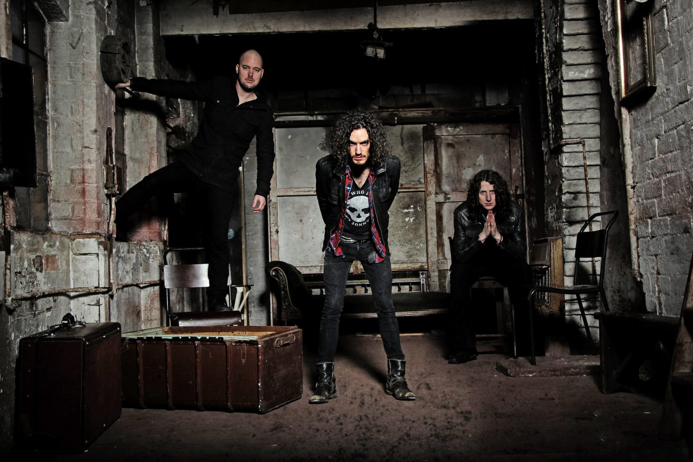 Header-RavenEye-PublicityPhoto